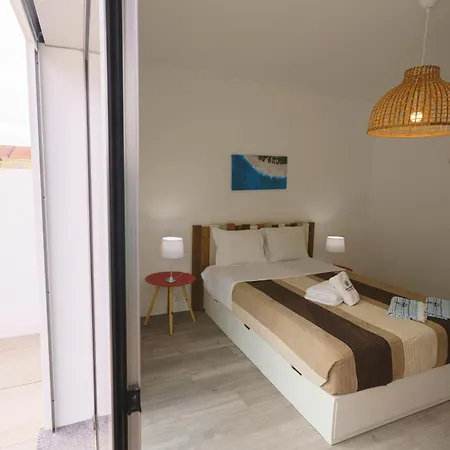 104 - Supertubos Atouguia Da Baleia