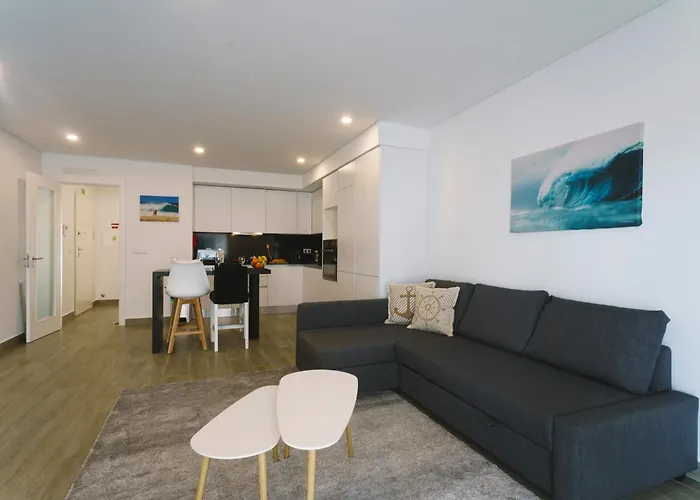 104 - Supertubos Apartment *