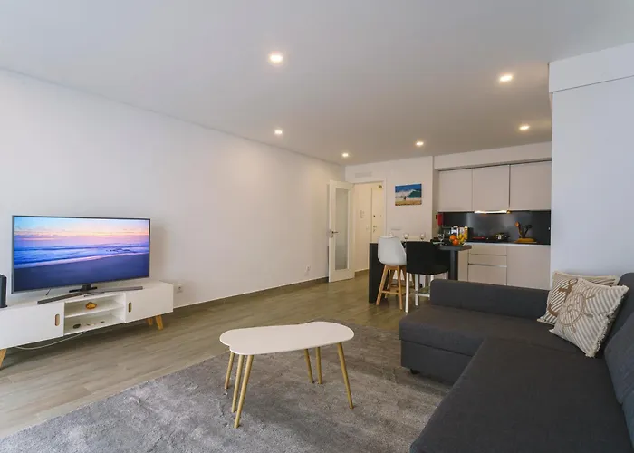 104 - Supertubos Apartment